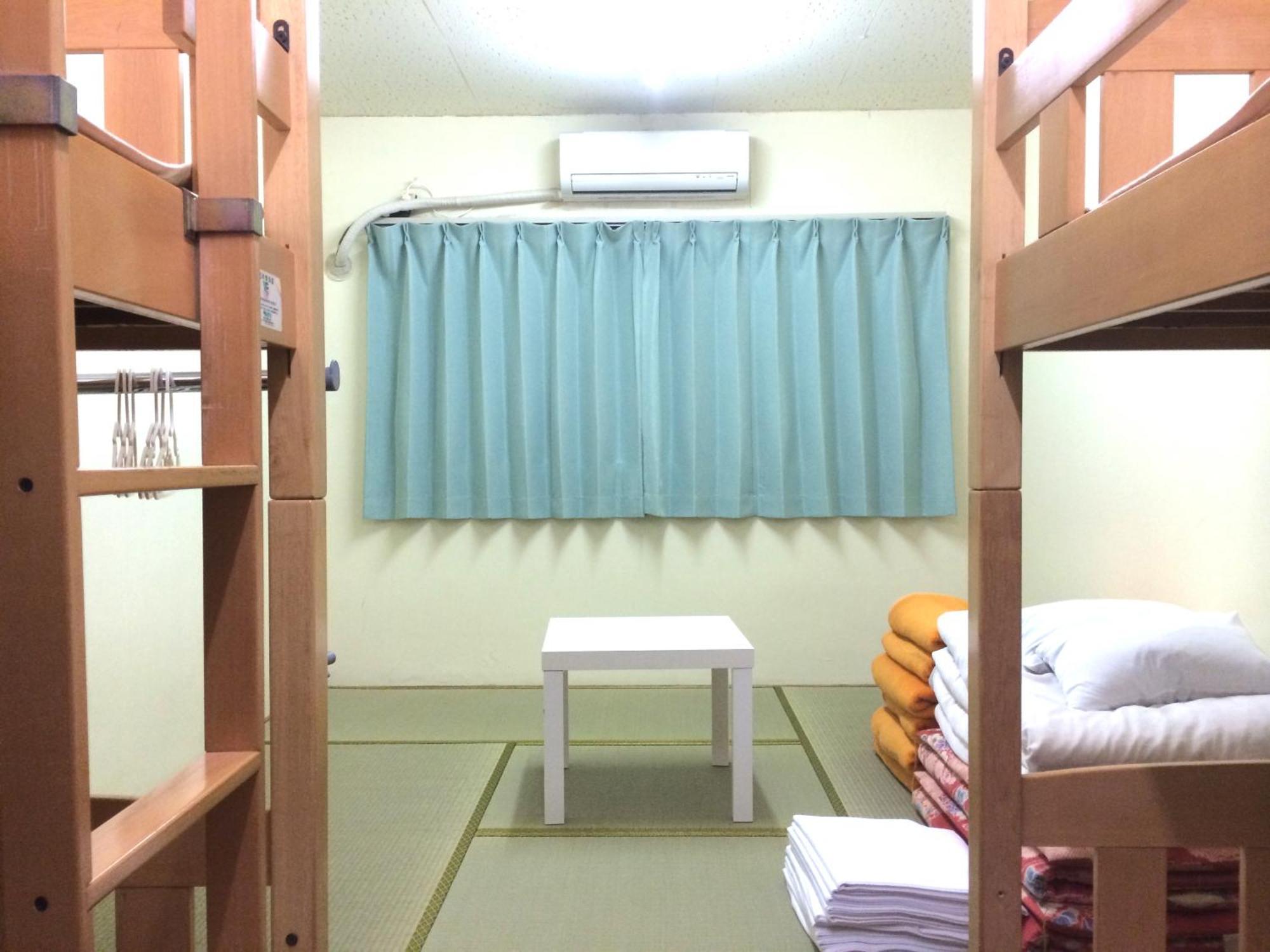 Shodoshima Olive Youth Hostel Rum bild