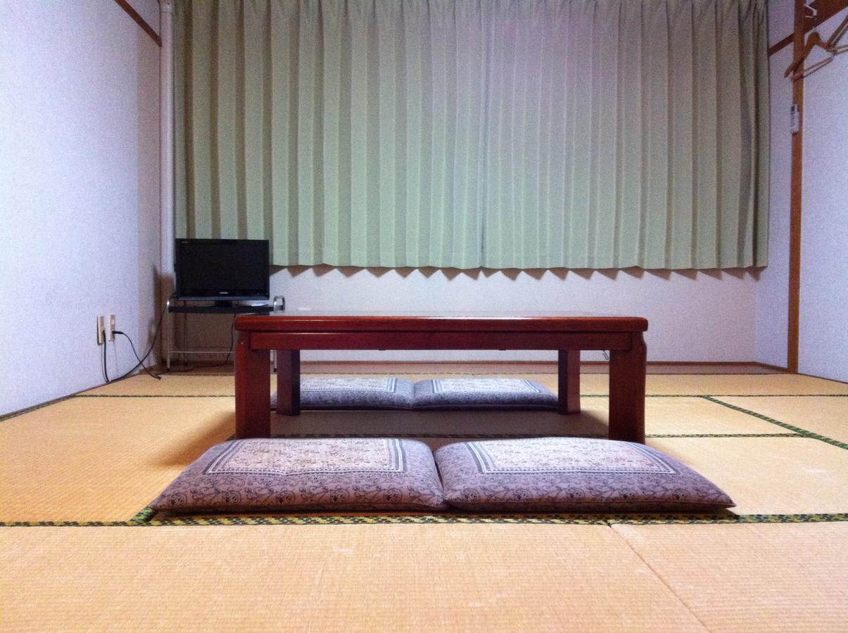 Shodoshima Olive Youth Hostel Rum bild